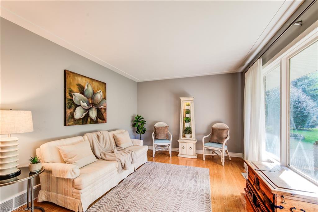 113 Macgregor Crescent, Waterloo ON N2J 3X1