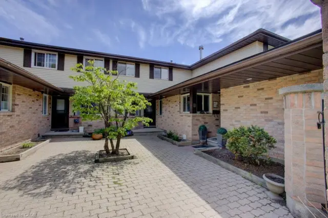 3-464 Beechwood Place, Waterloo ON N2T 1Z2