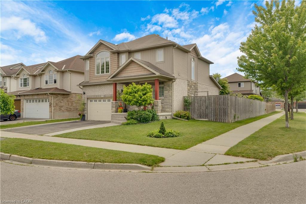 83 Frankfurt Street, Kitchener ON N2R 1T8