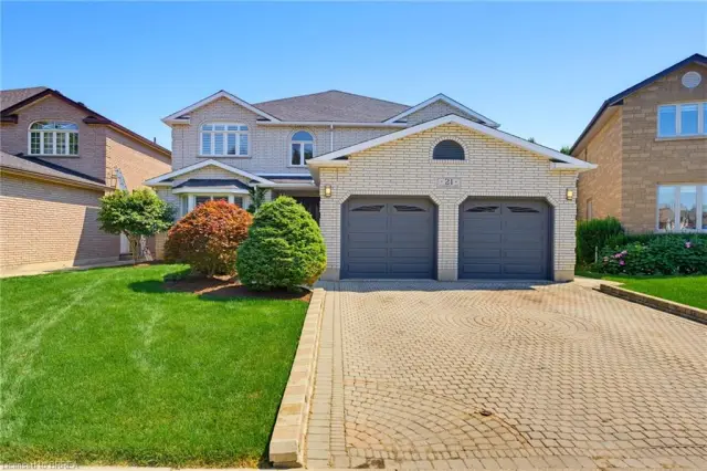 21 Cameron Lane, Brantford ON N3R 7T1