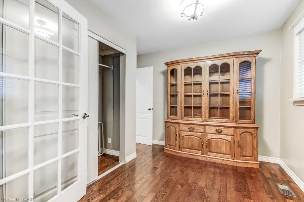 74 Scrimger Avenue, Cambridge ON N1R 4W3