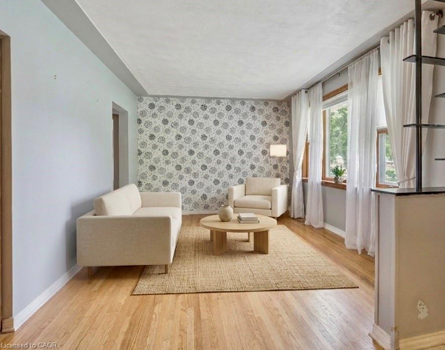 Entry virtually staged