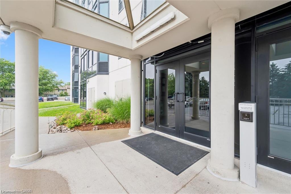 1603-35 Green Valley Drive, Kitchener ON N2P 2A5