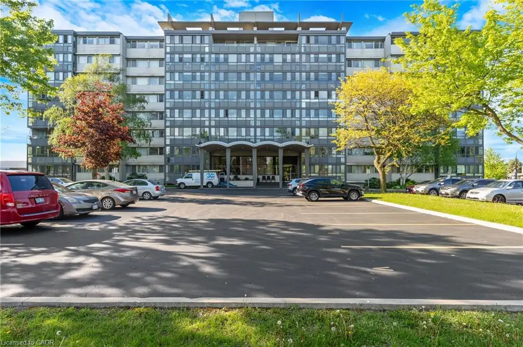 306-24 Midland Drive, Kitchener ON N2A 2A8