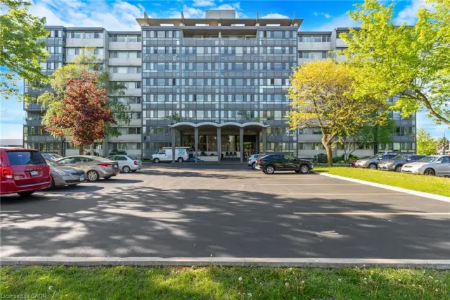 306-24 Midland Drive, Kitchener ON N2A 2A8