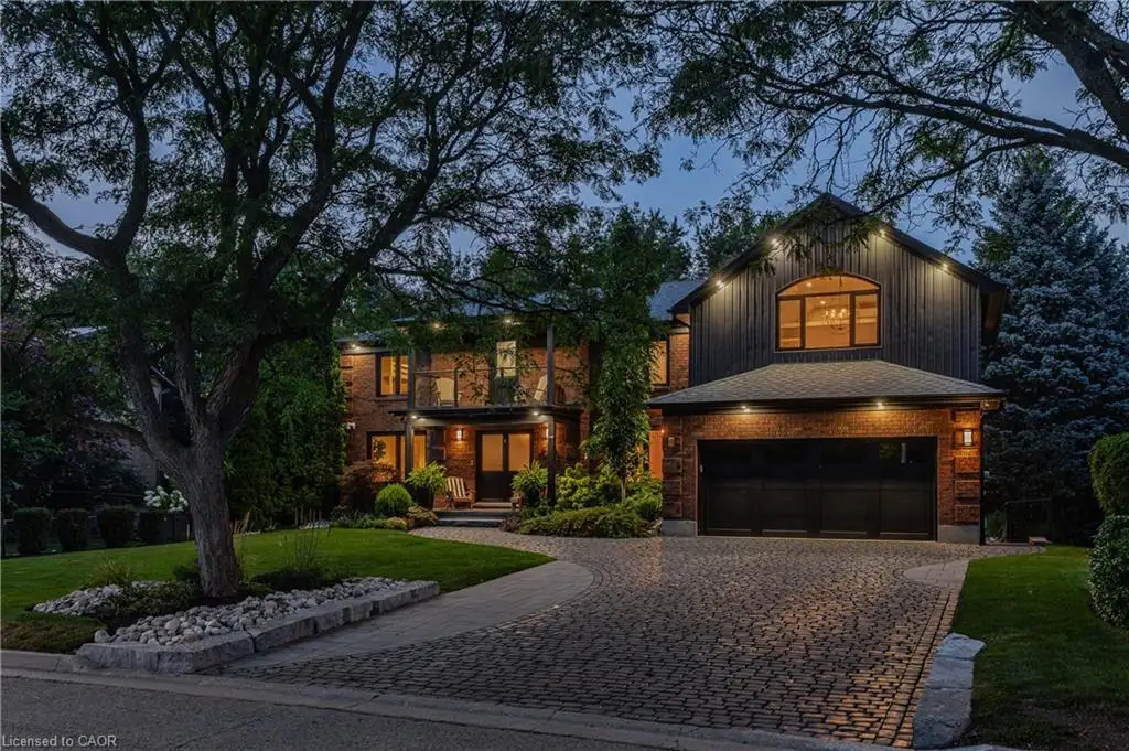 50 Roehampton Court, Kitchener ON N2A 3L1