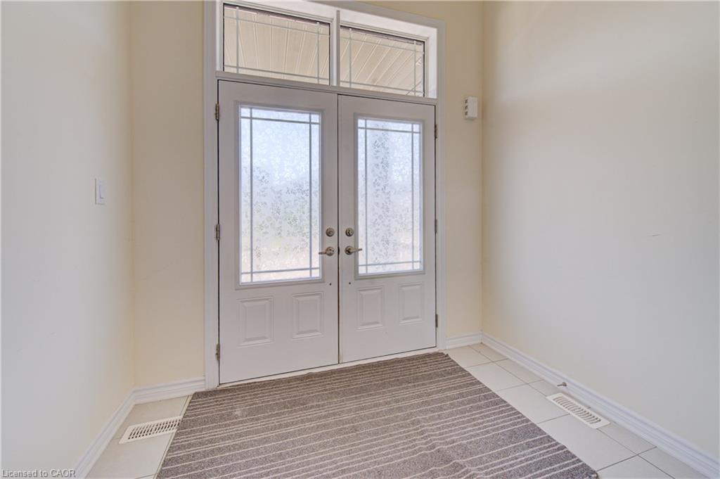 407 Dolman Street, Breslau ON N0B 1M0