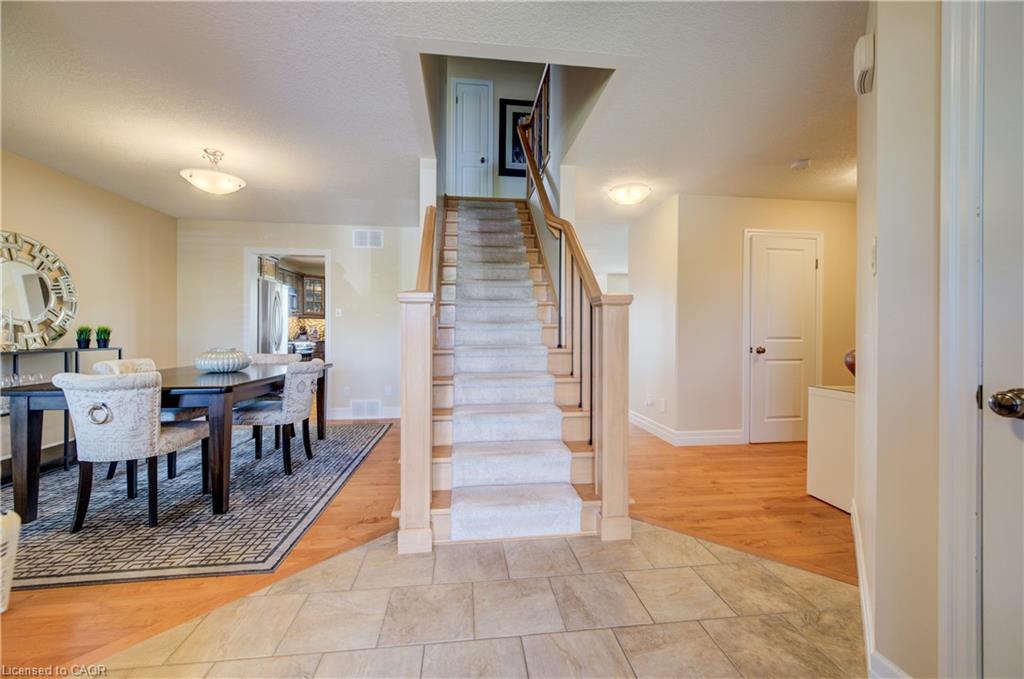 135 Gerber Meadows Drive, Wellesley ON N0B 2T0