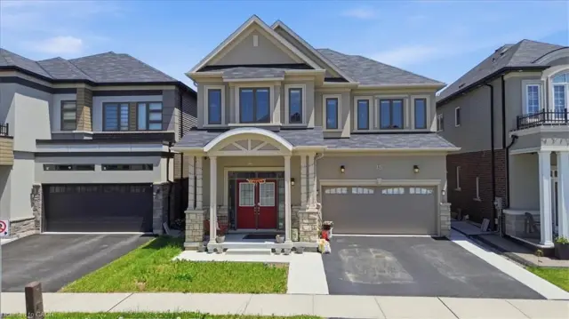 15 Moriarity Drive, Paris ON N3L 0K4