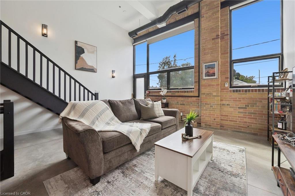 103-85 Spruce Street, Cambridge ON N1R 4K4