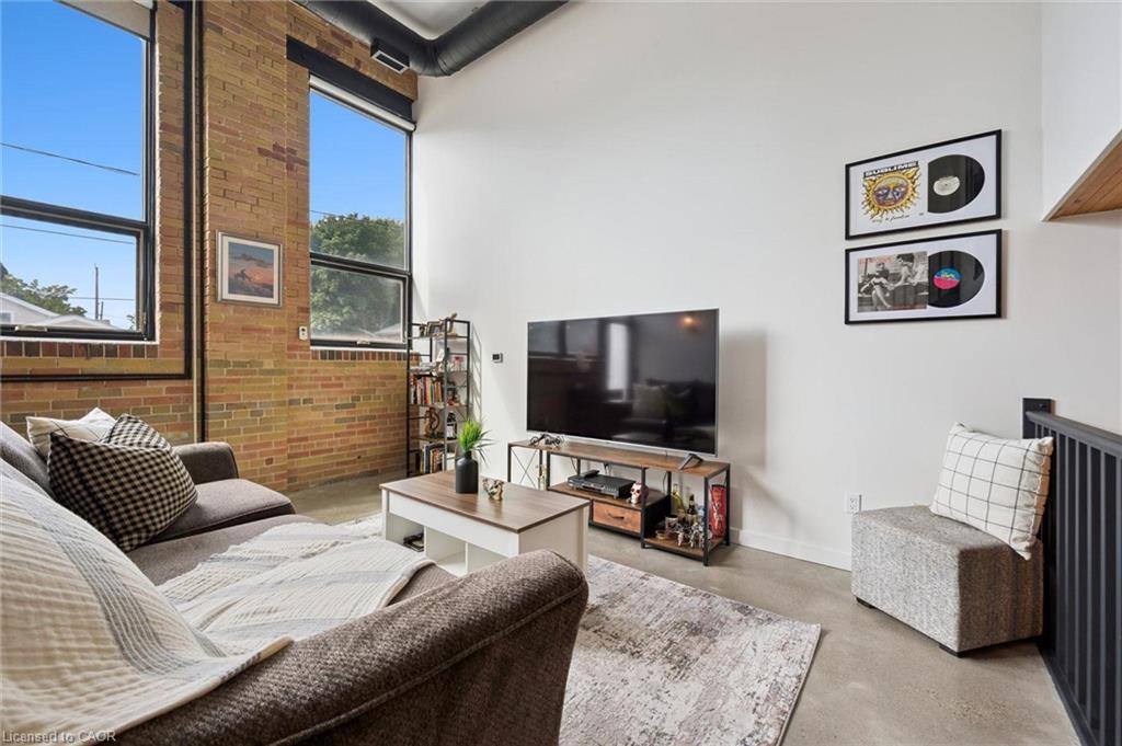 103-85 Spruce Street, Cambridge ON N1R 4K4