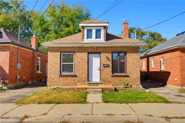 48 Maitland Street, Brantford ON N3S 6L1