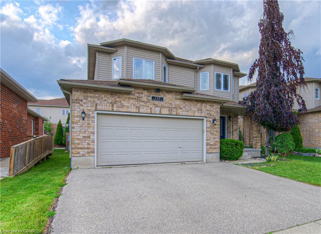 139 Pebblecreek Drive, Kitchener ON N2A 4M4