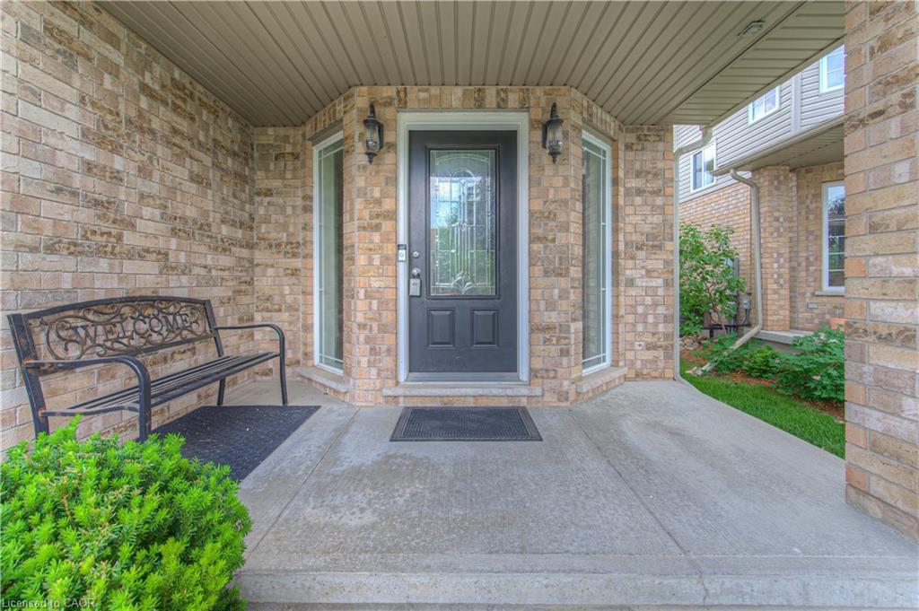 139 Pebblecreek Drive, Kitchener ON N2A 4M4