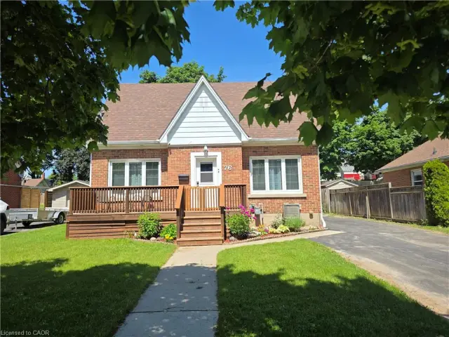 76 Brentwood Avenue, Kitchener ON N2H 2C8
