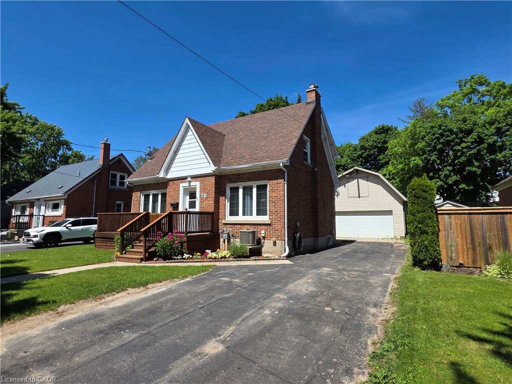 76 Brentwood Avenue, Kitchener ON N2H 2C8