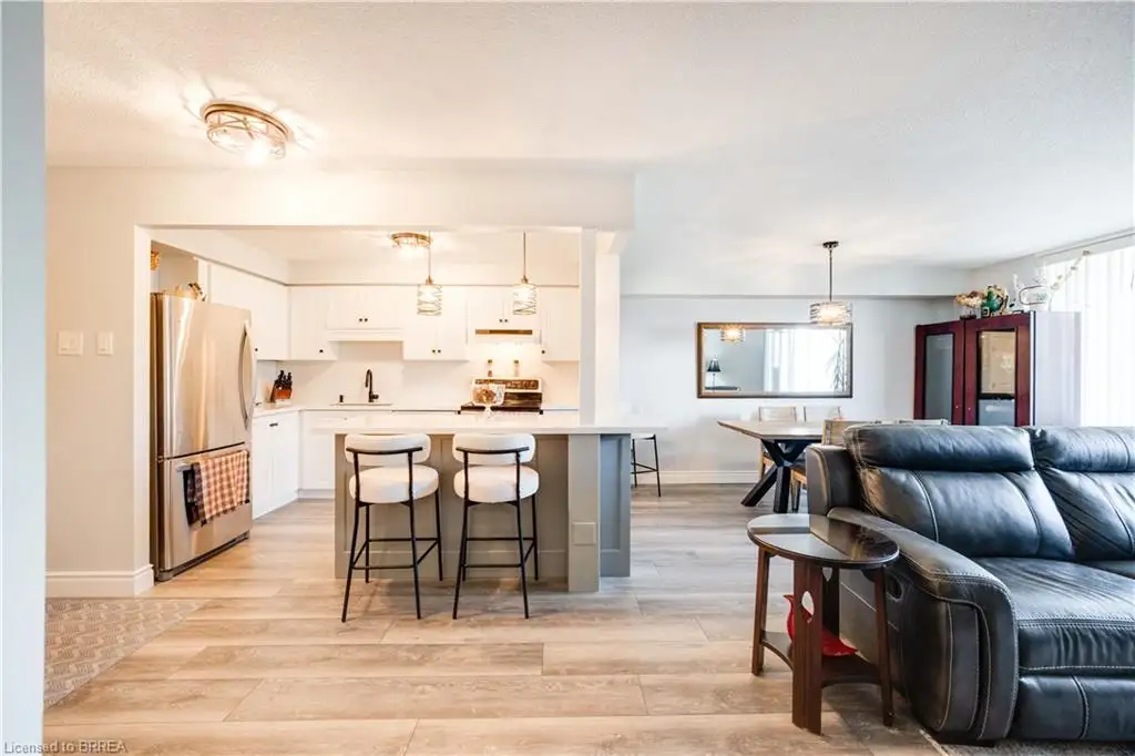 401-9 Bonheur Court, Brantford ON N3P 1Z5