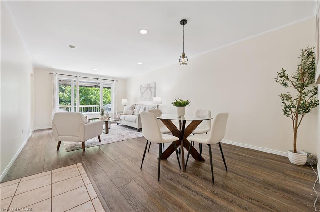 73 Waxwing Crescent, Guelph ON N1C 1E3