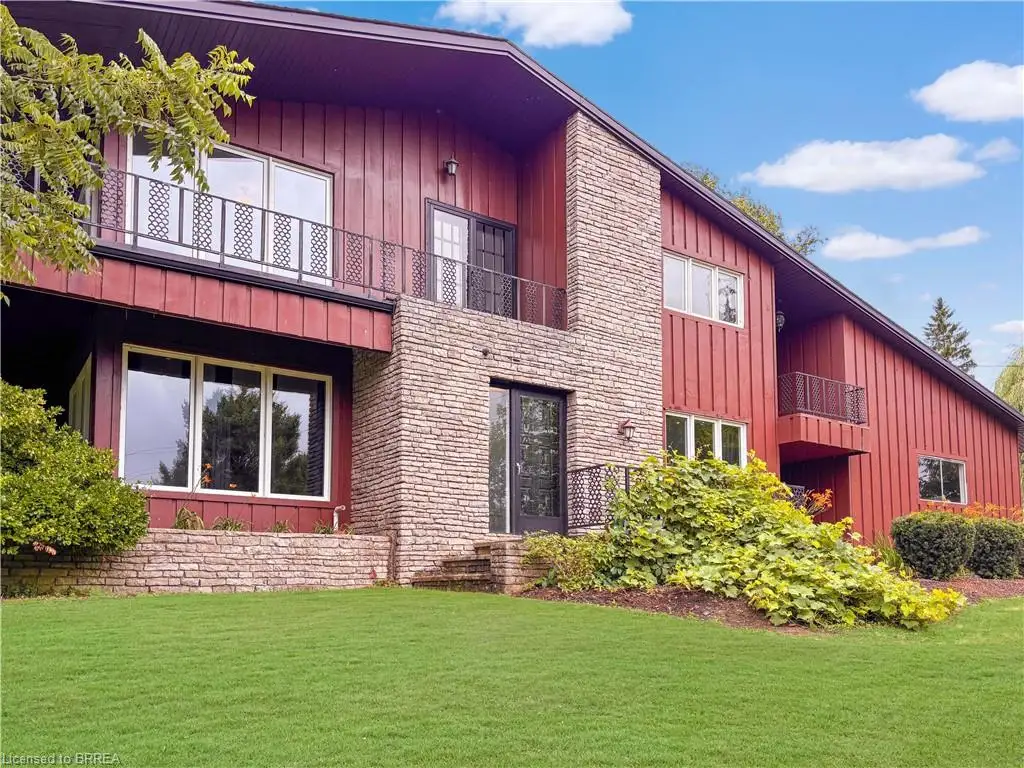 138 Cockshutt Road, Brantford ON N3T 5L6