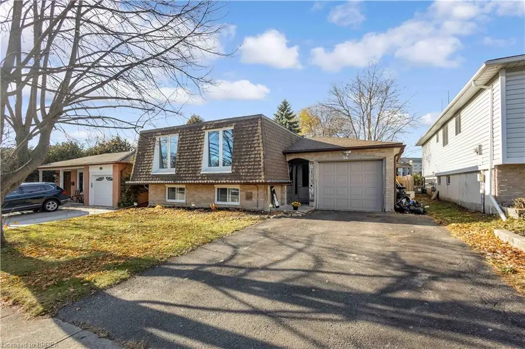 Welcome to 36 Valerie Court in Cambridge!