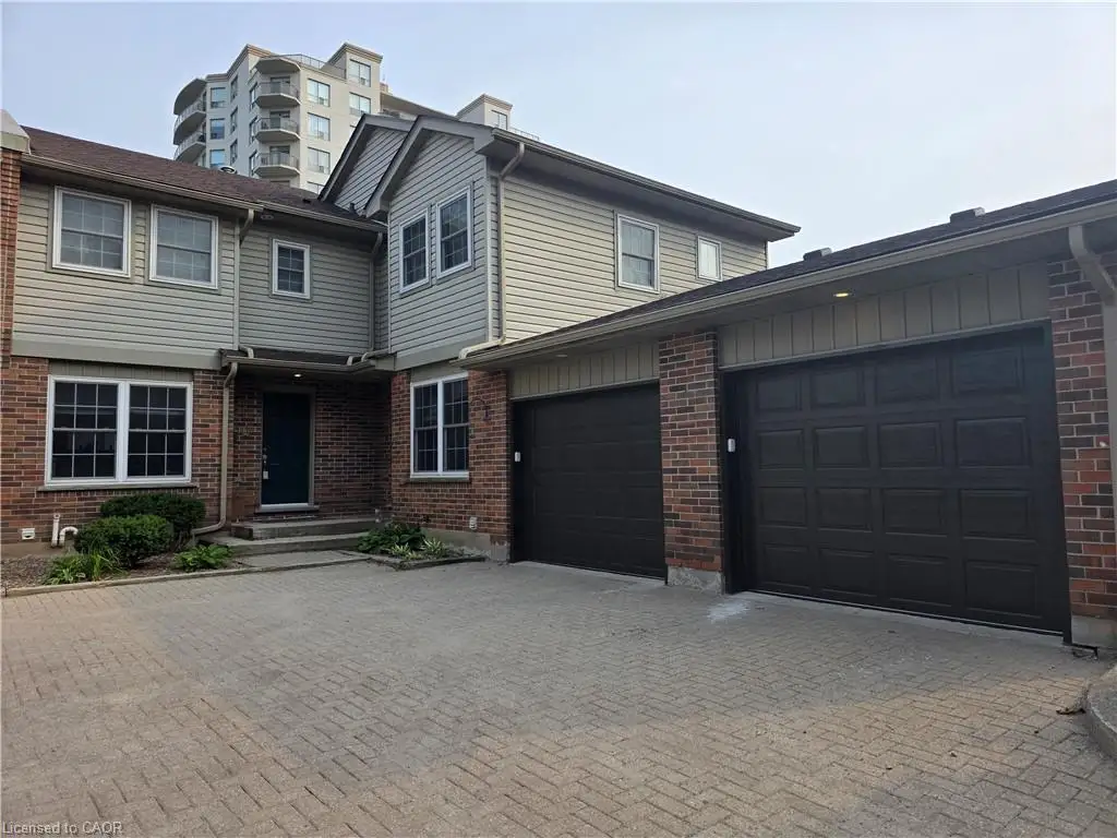 6-250 Keats Way, Waterloo ON N2L 6J5
