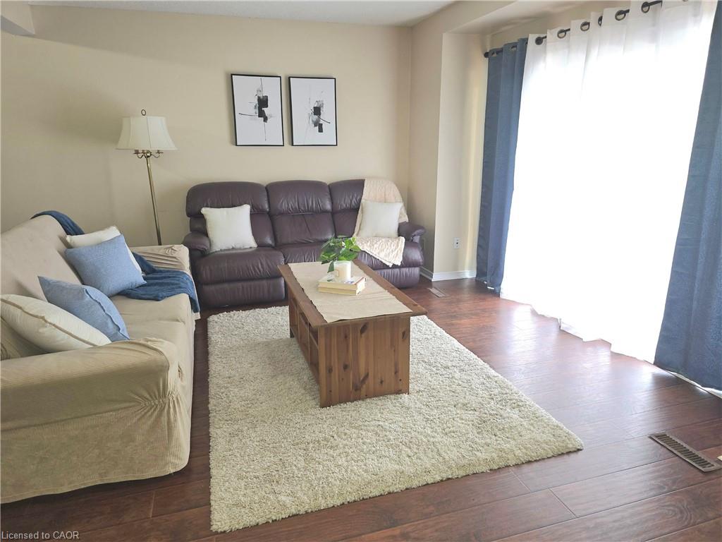 6-250 Keats Way, Waterloo ON N2L 6J5