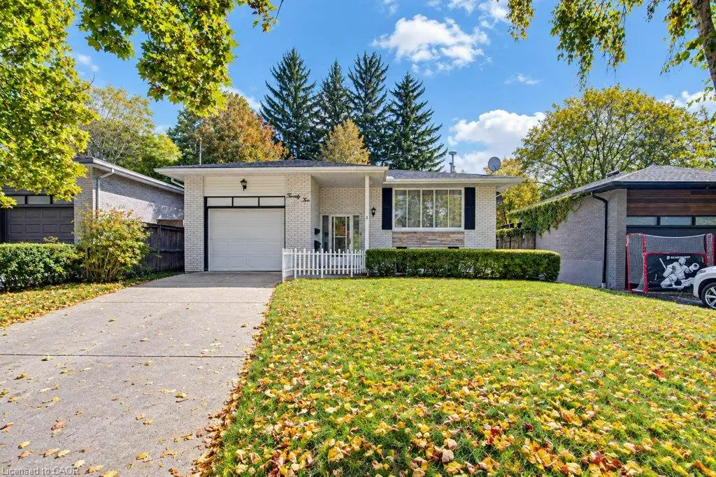 22 Clarke Street W, Guelph ON N1H 1S9