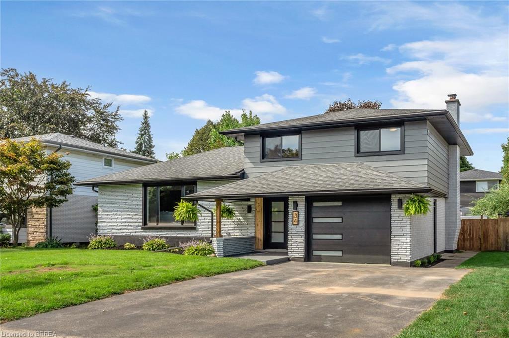 34 Sky Acres Drive, Brantford ON N3R 1P3