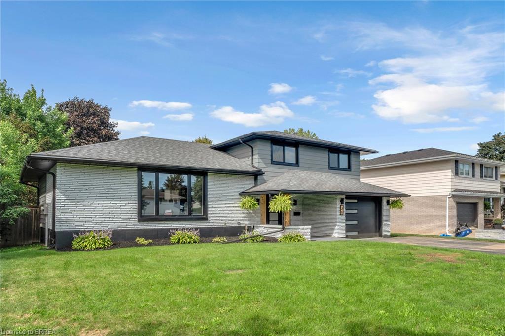 34 Sky Acres Drive, Brantford ON N3R 1P3