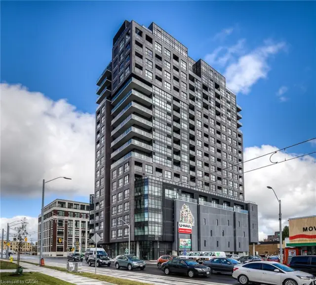 1304-1 Victoria Street S, Kitchener ON N2G 0B5