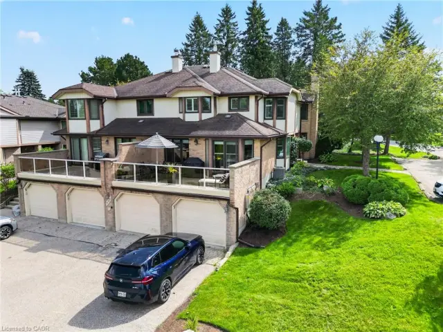 1-406 Craigleith Drive, Waterloo ON N2L 5T2
