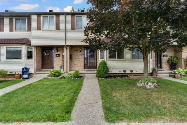 22-700 Erinbrook Drive, Kitchener ON N2E 2S7
