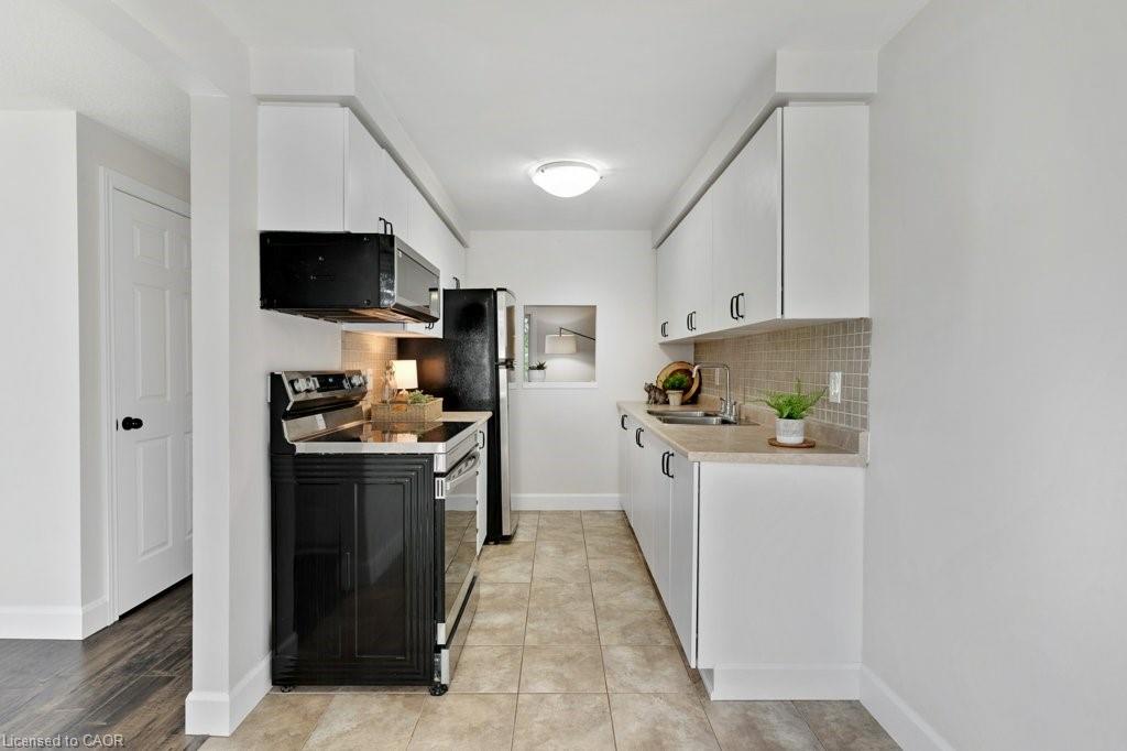 22-700 Erinbrook Drive, Kitchener ON N2E 2S7