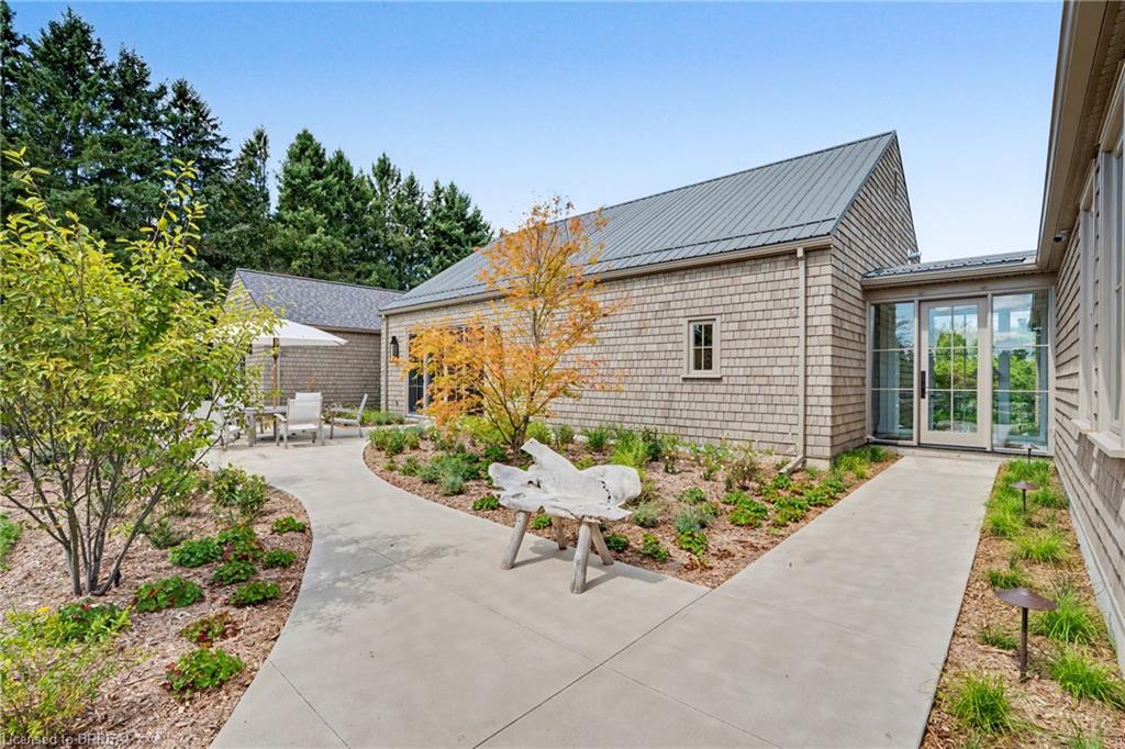 28 River Road, Brant County ON N3T 0N2