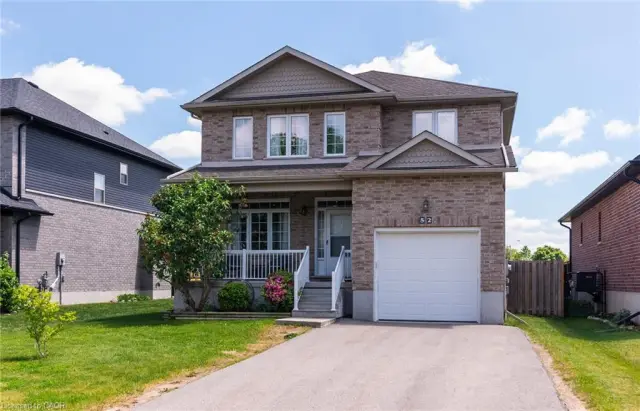 52 Peterson Street, Drumbo ON K8V 5P8