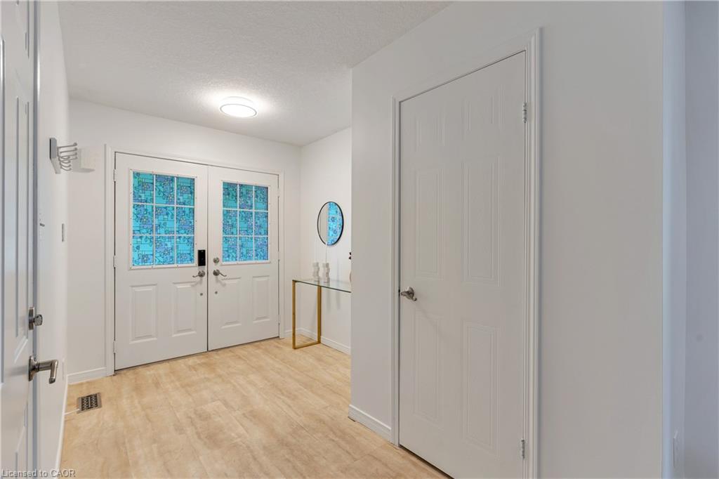 756 Karlsfeld Road, Waterloo ON N2T 2X2