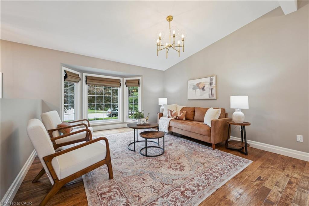 32 Thornhill Drive, Guelph ON N1H 8B6