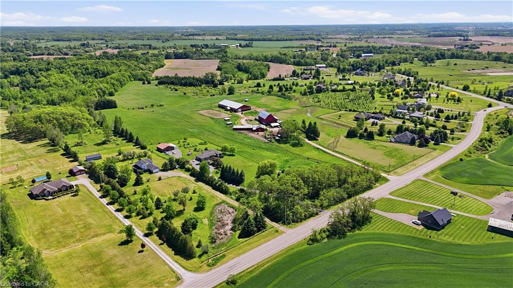 19 Baptist Church Road, Brantford ON N3T 5L4