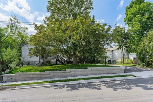 15 Kerr Street, Cambridge ON N1R 4A2