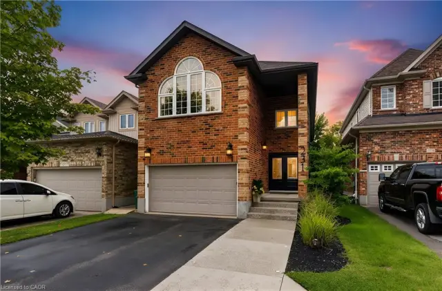 231 Steepleridge Street, Kitchener ON N2P 2W1