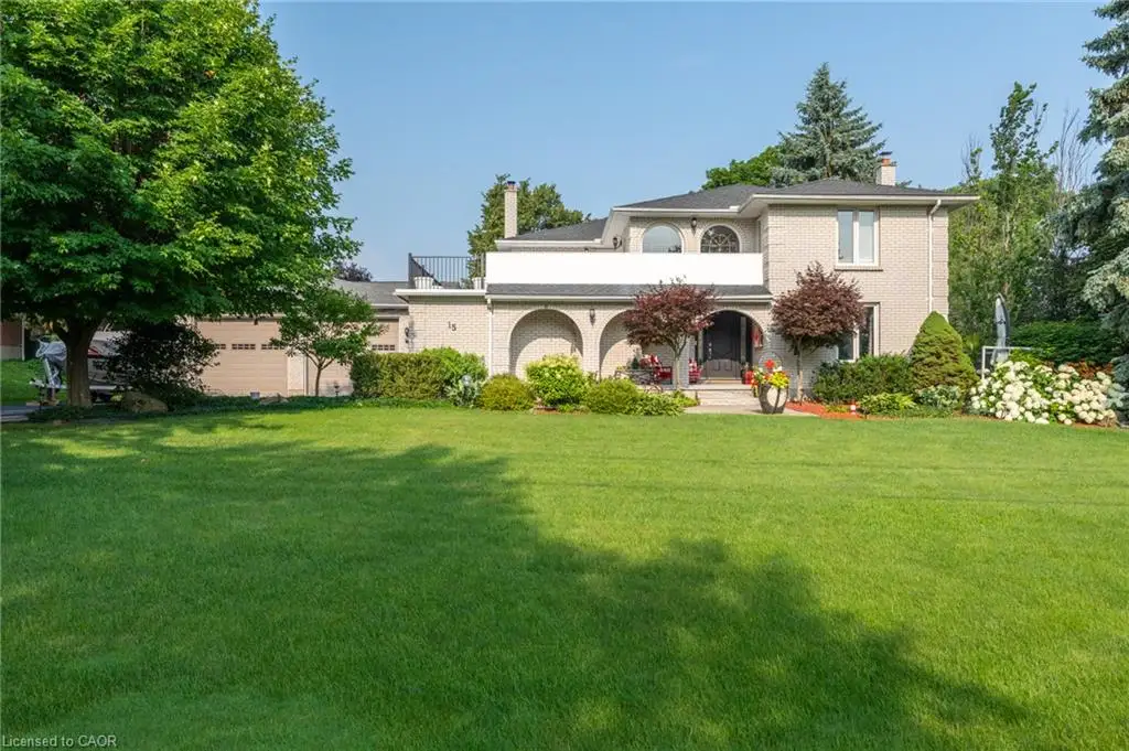 15 Marquette Drive, Kitchener ON N2P 2H2