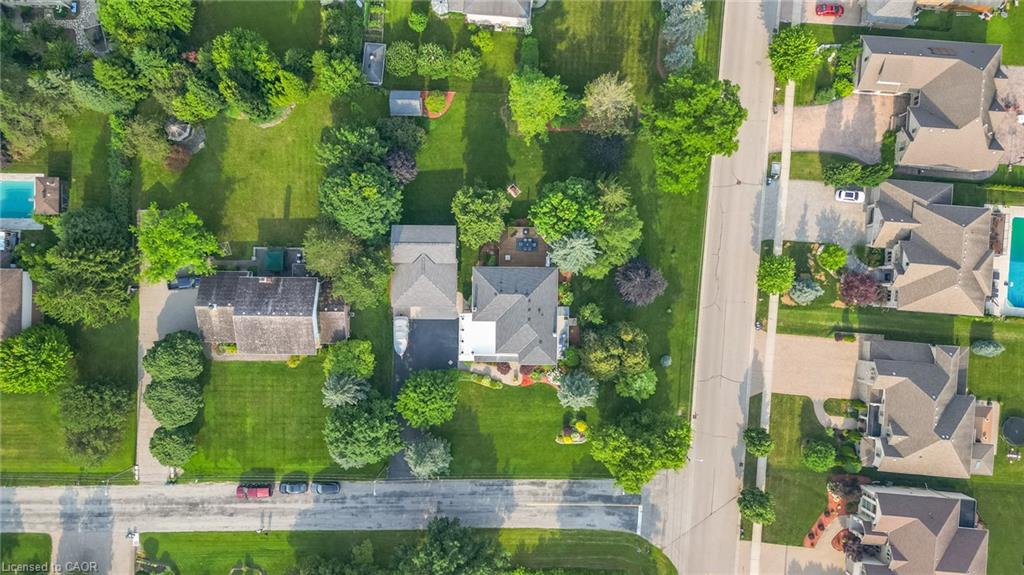 15 Marquette Drive, Kitchener ON N2P 2H2
