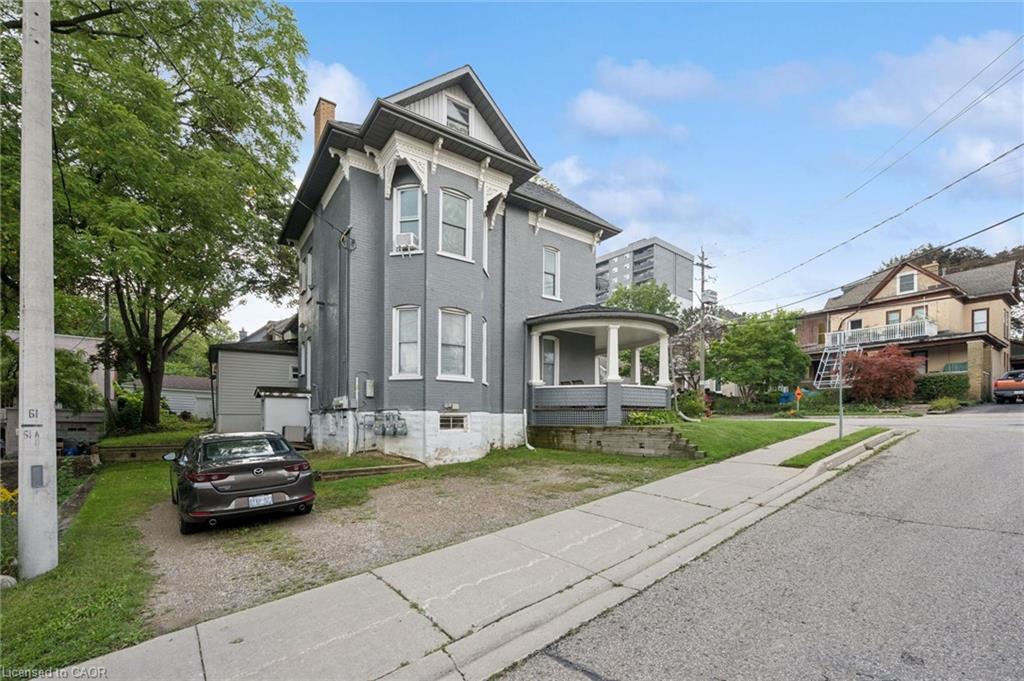 114 Church Street, Kitchener ON N2G 2S4