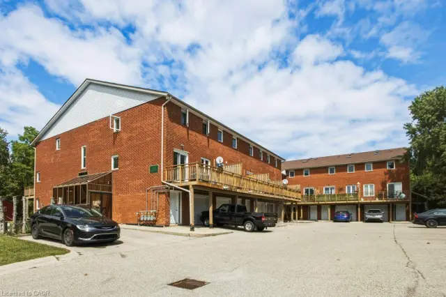 2-100 Inkerman Street, Rockwood ON N0B 2K0