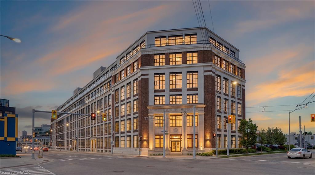 212-404 King Street W, Kitchener ON N2G 4Z9