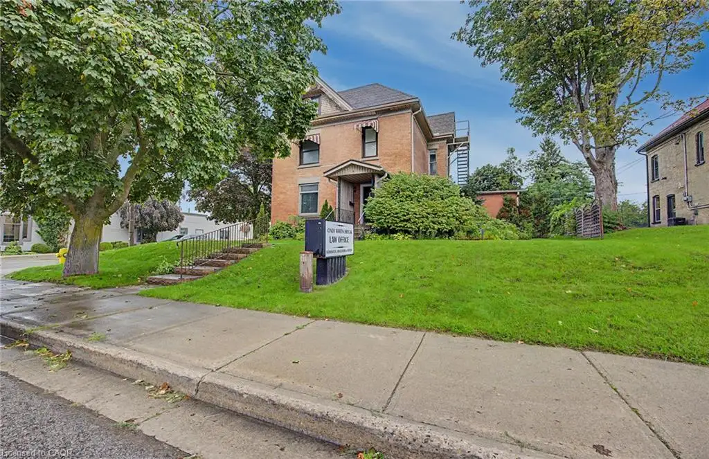22 Harvey Street, Tillsonburg ON N4G 3J6