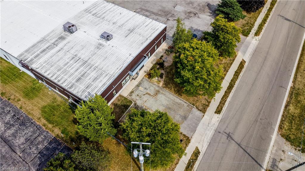 136 Dearborn Place, Waterloo ON N2J 4N5