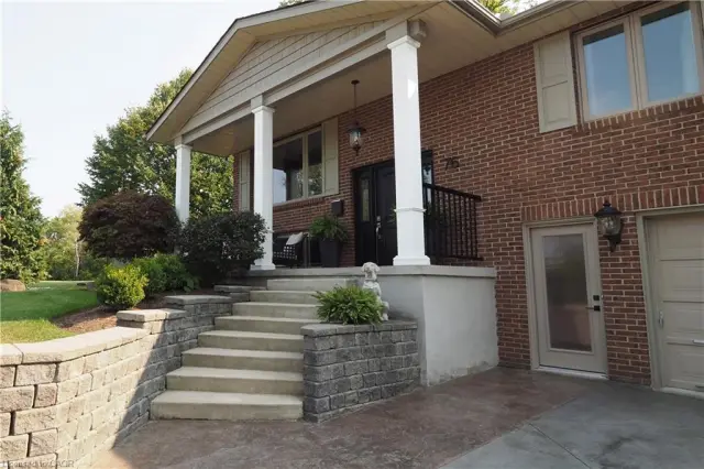 76 Flaxmill Drive, Conestogo ON N0B 1N0