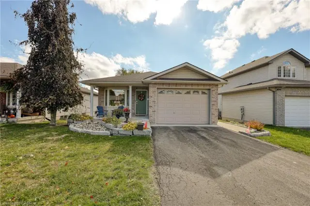 217 North Street E, Tillsonburg ON N4G 1B8