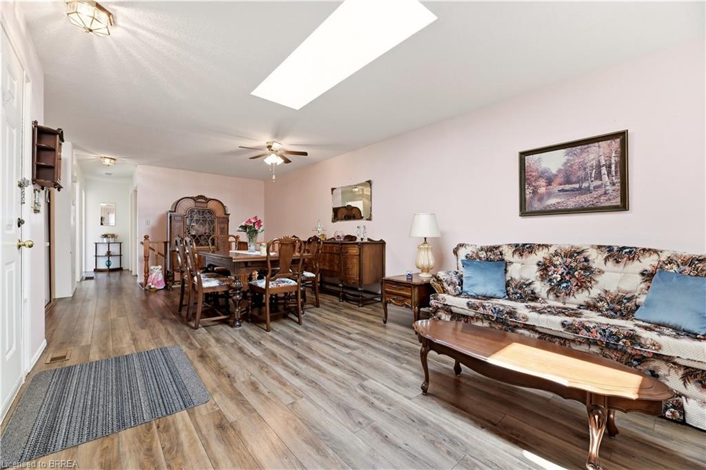 19-1030 Colborne Street E, Brantford ON N3S 3T6